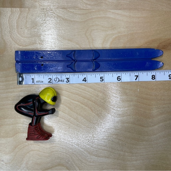 Vintage Norwegian Speed Skier Toy - Picture 10 of 12